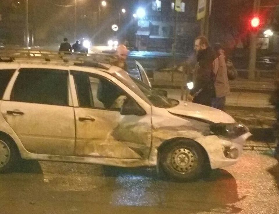 В Волгограде шофёр убежал с места ДТП, бросив раненых пассажиров