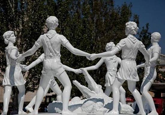 Фонтан «Детский хоровод» передадут в собственность муниципалитета