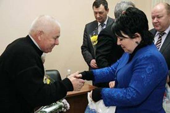 Ветеранов отрасли ЖКХ поздравили с наступающим Новым годом