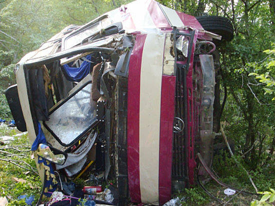 Количество погибших при трагедии автобуса в Крыму возросло до 7-ми человек