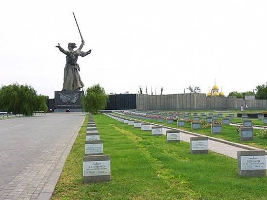 Мемориальный парк на Мамаевом кургане в Волгограде благоустроят