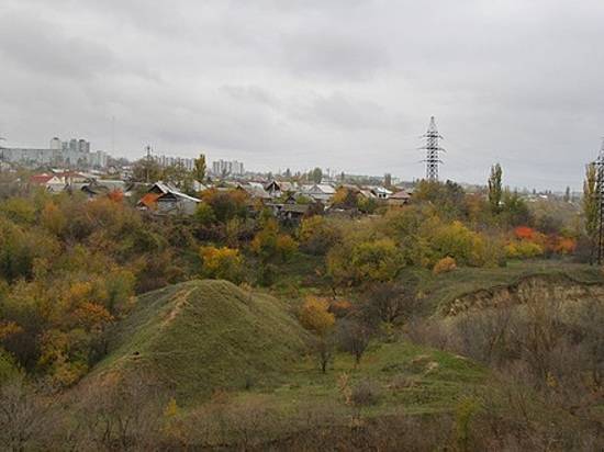 Сточные воды ЖК «Комарово» затопили овраг Ельшанский