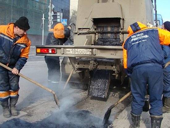 В 2017 году федеральный центр выделит Волгограду на ремонт дорог еще больше средств