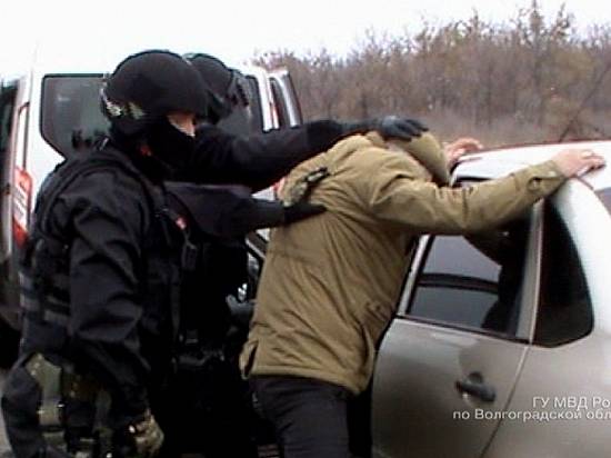 Под Волгоградом глава сельского поселения задержан за взятку в миллион рублей