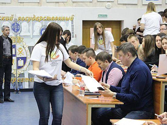 Более 400 волгоградцев продемонстрировали знания истории Отечества на всероссийском тесте
