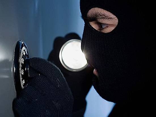 В Михайловке из магазина стройматериалов ночью крали 110 тысяч рублей