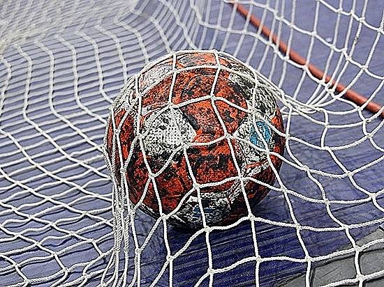 Волгоградский «Каустик» дома одолел уфимский «УГНТУ-ВНЗМ» со счетом 27-23