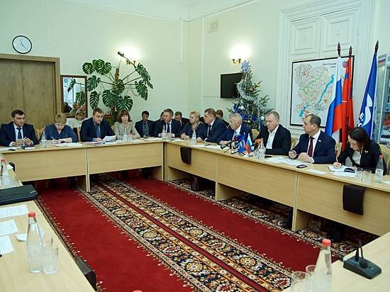 Депутаты Волгоградской облдумы назначены кураторами двух новых партийных проектов по экологии и культуре