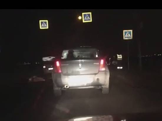 На трассе под Волгоградом русский внедорожник насмерть сбил человека