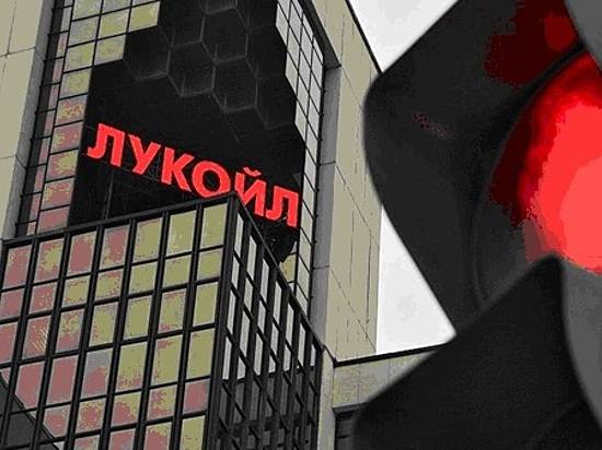 Высокими ценами на бензин на волгоградских заправках «ЛУКОЙЛ» займется ФАС России