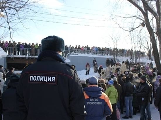Безопасность волгоградцев на Крещение обеспечат более 1000 полицейских и сотрудников Росгвардии