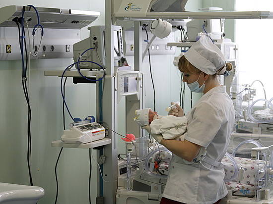 В перинатальном центре в Волгограде достигли 100% выхаживания полукилограммовых малышей
