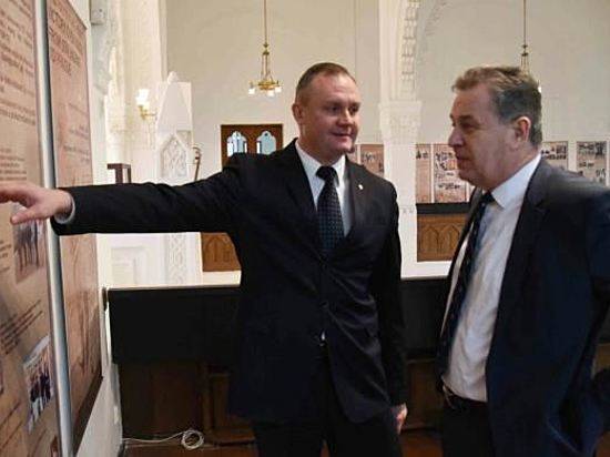 В словацкой Нитре открылась волгоградская выставка к 74-й годовщине Победы в Сталинградской битве