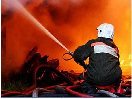На западе Волгограда из-за электрообогревателя сгорел второй за неделю вагончик