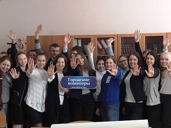 В школах Волгоградской области продолжаются футбольные уроки к ЧМ-2018