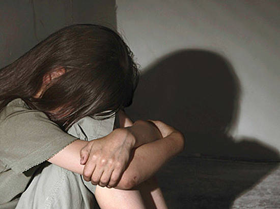 В Волгограде родителе насиловали собственную 12-летнюю дочь