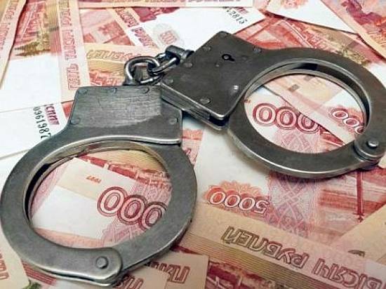 В Волгограде бизнесмен заработал на несуществующем бензине 69 миллионов рублей