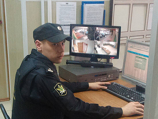 Под Волгоградом судебный пристав спас жизнь соседке-пенсионерке