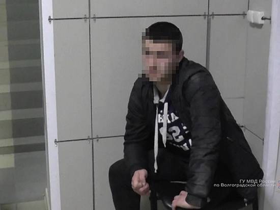 Под Волгоградом задержали угонщика авто