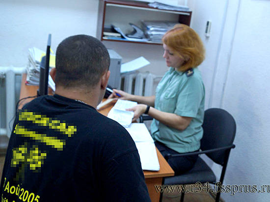 Алиментщик «взялся за ум» после обязательных работ