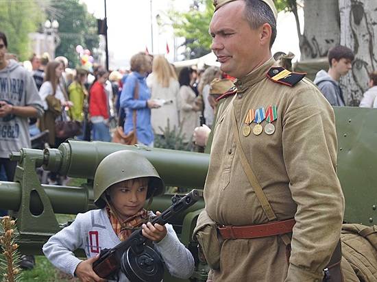 Тысячи волгоградцев в День Победы ощутили атмосферу солдатского привала