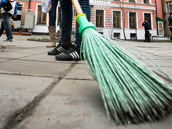 Полторы тысячи волгоградских должников исправляются на обязательных работах