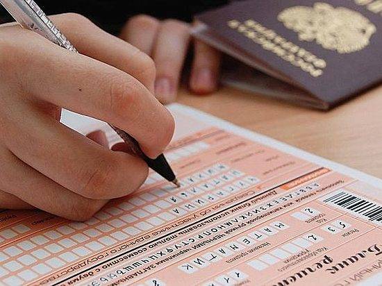 В Волгоградской области школьники пишут экзамен по базовой математике