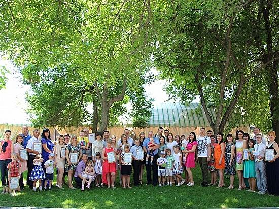 В Волгоградской области 19 семей стали лауреатами конкурса «Семья года»