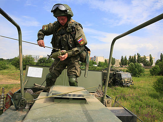 Более 10 тысяч военных Волгоградской области подняты по учебной боевой тревоге