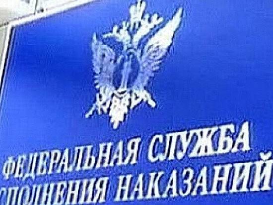 Мужчина пытался перебросить в волгоградскую колонию 17 мобильников