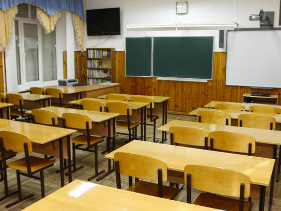 В Волгограде общественники проверяют готовность школ к новому учебному году