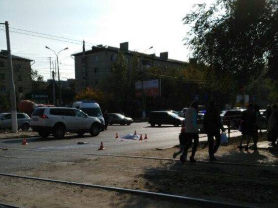 Жуткое ДТП на севере Волгограда: грузовик насмерть переехал пенсионерку