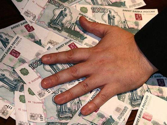 За кражу 200 рублей волгоградец получил 24 часа обязательных работ