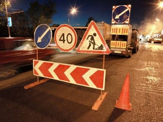 На улице Качинцев в Дзержинском районе рабочие завершили первый этап обновления дорожного полотна