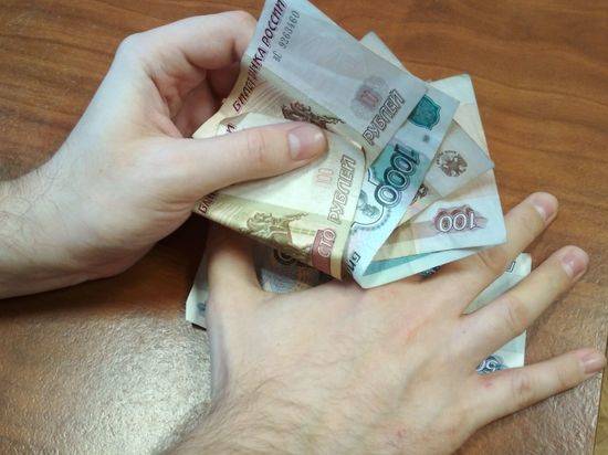 В Волгограде осудили мамашу-алиментщицу за взятку приставу