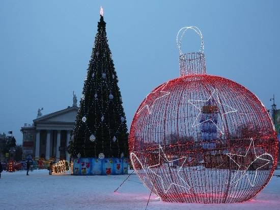 Перед Новым годом Волгоград украсят гигантскими светящимися сапогами