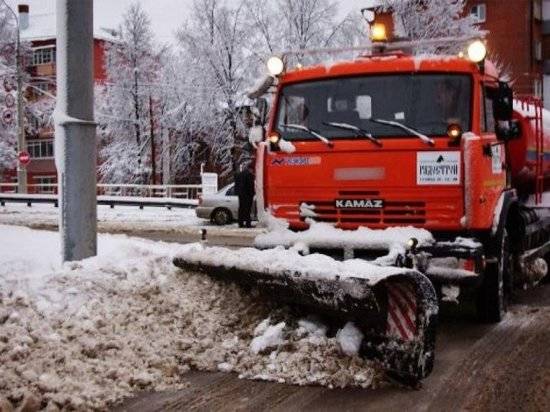 За ночь с дорог Волгограда вывезли 60 тонн снега