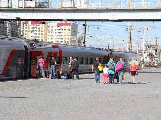 Из Волгограда в Астрахань 22 февраля пойдет дополнительный поезд
