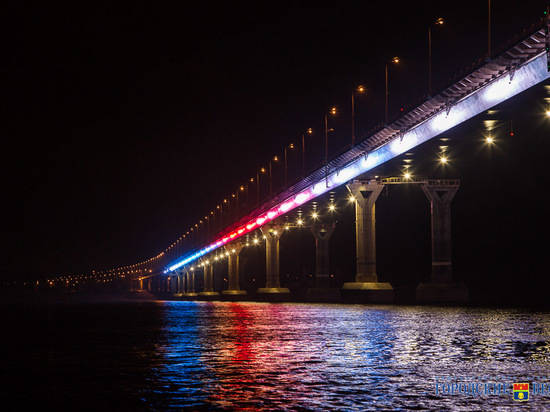 2 Февраля «танцующий» мост в Волгограде раскрасят в цвета триколора