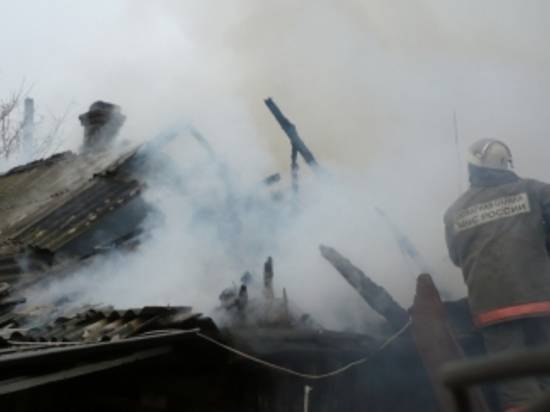 Под Волгоградом в сгоревшем частном доме погиб 54-летний хуторянин