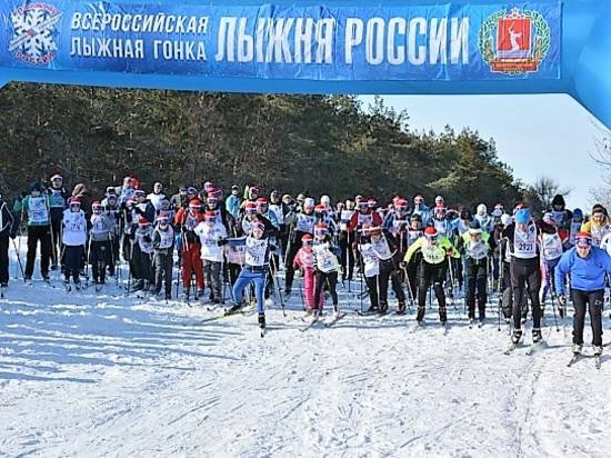 В Волгоградской области 6 тысяч спортсменов пробежали по «Лыжне России-2018»