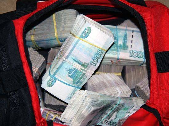 СМИ: в аэропорт Волгограда под видом газет прибыли 11,4 миллиона