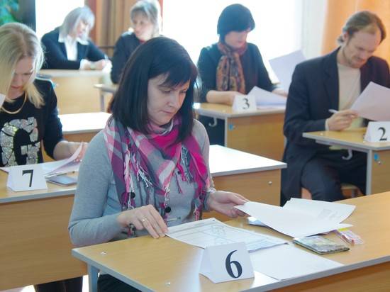 В Волгоградской области 700 родителей выпускников сдали пробный ЕГЭ