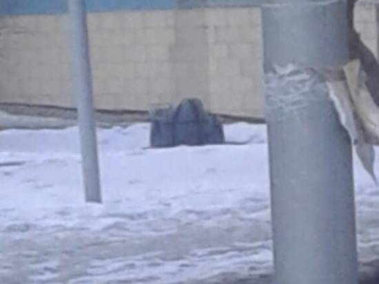 Волгоградцы нашли на остановке в Дзержинском районе подозрительную сумку