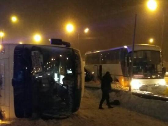 В Подмосковье столкнулись два рейсовых автобуса – один из них следовал до Волгограда