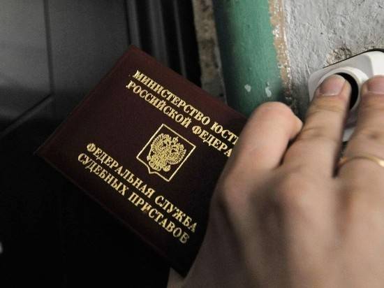 Судебные приставы стали главными гостями на дне рождения сестры должника