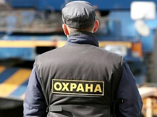 В Волгограде за разбитый банкомат ногами запинали мужчину