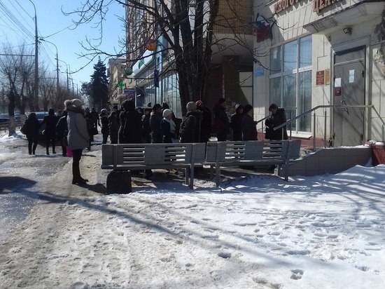МФЦ Тракторозаводского района оцепили из-за подозрительного пакета
