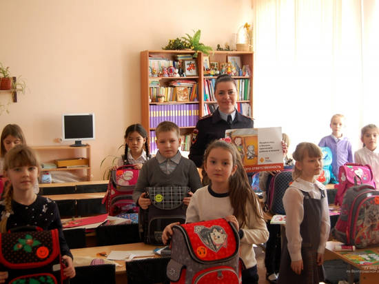 Волгоградским школьникам напомнили о правилах безопасности на дорогах