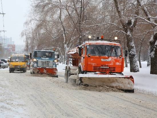 За сутки с улиц Волгограда вывезли около 600 кубометров снега